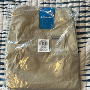 Columbia Men's Tan Pants